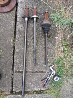 Kupim predné poloosy na range rover p38 - 3