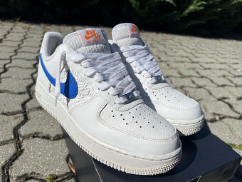 NIKE AIR FORCE - 3