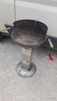 Nerezový gril 30eur, Weber gril 30eur, slnečník 60eur - 3