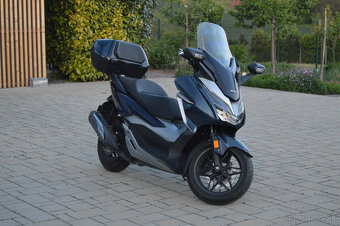 Honda Forza 300 r.v.2021 1 majitel-top stav - 3