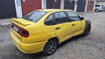 Seat Cordoba - 3