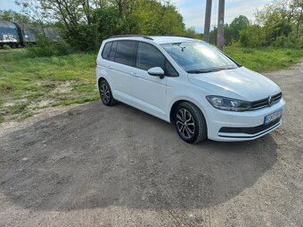 Volkswagen Touran 1.6 TDI SCR 115k Comfortline - 3