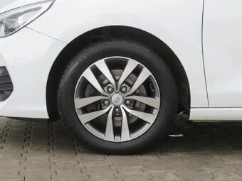 Predám Hyundai i30 family combi ODPOCET DPH - 3