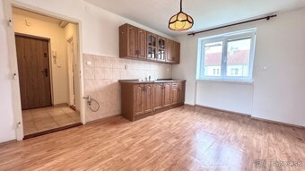 Priestranný 2-izbový byt o výmere 58 m² + balkon, pivnica - 3
