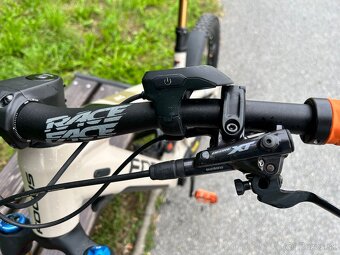 Focus Sam2 6.9 - 3