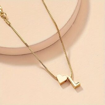 Predám náramok so srdiečkom a písenkom - 3