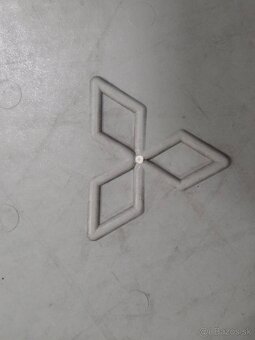 Puklice mitsubishi r14 original - 3