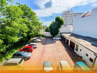 Obchodné priestory s kanceláriami pri centre mesta - 3