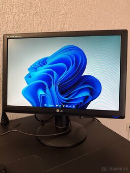 Monitor LG FLATRON W1934S BLACK - 3