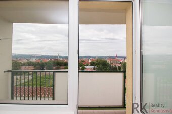 Garzónka- Kuzmányho sídlisko, Magurská - 3