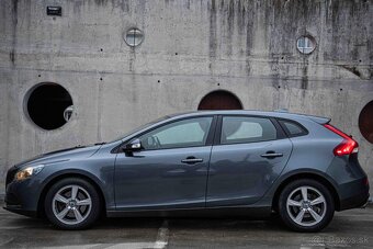 Volvo V40 T2 1.6L Momentum - 3