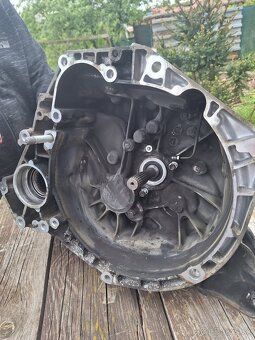 Predám prevodovku na Suzuki SX4 - 3