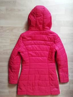 Cervena vetrovka Orsay - 3