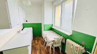 Na predaj 2-izbový byt (49 m²) s loggiou blízko centra – Par - 3