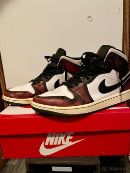 Nike Air Jordan 1 Retro High OG “Celtics” - 3