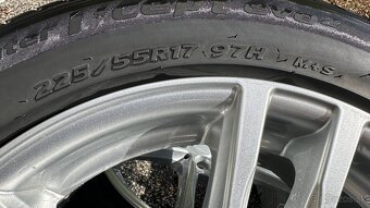 47. BMW X1 225/55/ r17 - 3