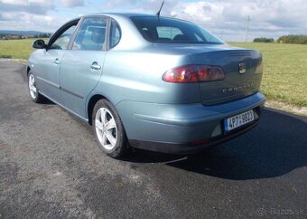 Seat Cordoba 1,4 63 kw klima benzín manuál 63 kw - 3