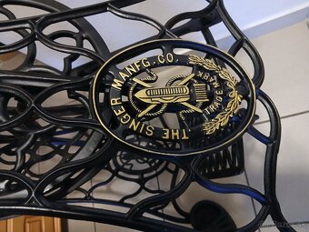 Predam  sijaci stroj Singer. - 3