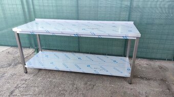 Nerezové pracovné gastro stoly do veľkokuchyne - 3