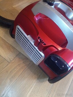 Vysávač - 3