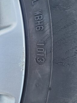 Honda CR-V 225/65 R17 - 3