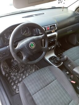 Oktavia 1.6 75 kw. Rv 2000. - 3