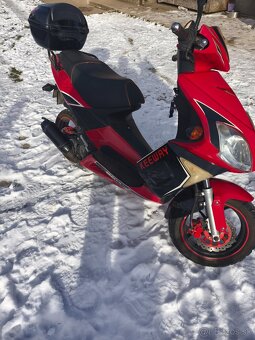 Skúter 125 - 3