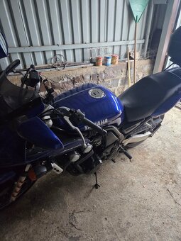 Yamaha fazer 600 - 3