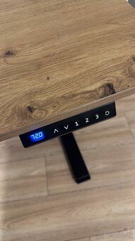 Polohovateľný pracovný stôl - 3