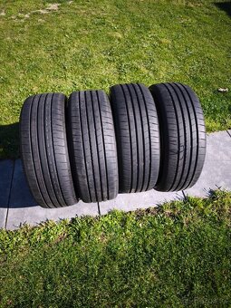 Predám letné Bridgestone 215/55 R18 - 3