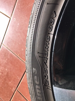 MAM W2 Black 6,5x16\" 5x100 + Hankook Ventus 3 205/45 - 3