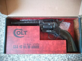CO2 revolver - 3