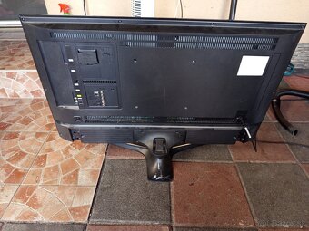 40"(102 CM) SMART UHD 4K Samsung UE40JU6072 - 3
