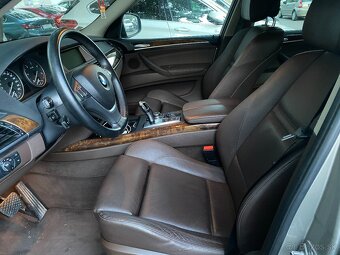 BMW X5 2010 3.0d A/T 217000km - 3