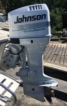 Predam 2ks lodny motor Johnson 150hp 132mth - 3