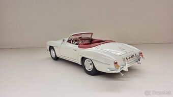 MERCEDES-BENZ 190 SL - 3