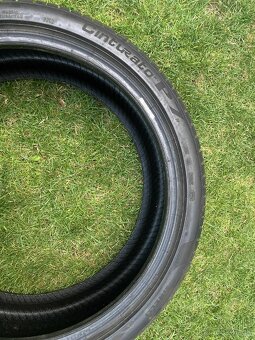 225/40 R19 letne - 3