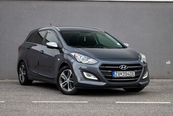 Hyundai i30 CW 1.6i CRDi VGT Family / AJ NA SPLÁTKY/ - 3