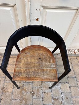 Kaviarenska stolička - 3