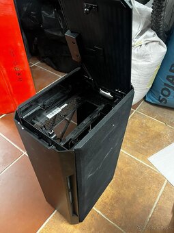 Predám skriňu Phanteks Evolv Shift 1 - 3