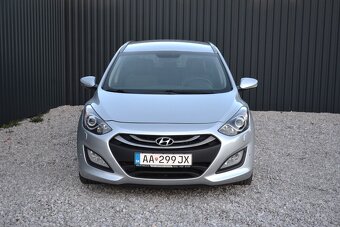 Hyundai i30 CW 1.60 SR voz, 1. maj, Serv. história, TOP výba - 3