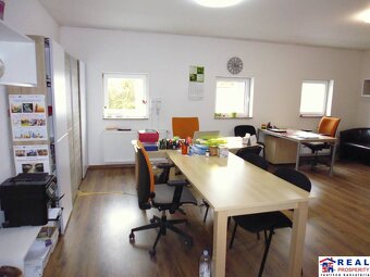 ČAPAJEVOVA: 31 m2 -nebytové priestory s UMÝVADLOM -1.posch. - 3