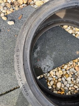 225/35 R19 continental - 3