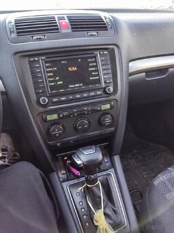 predám škoda octavia combi automat - 3