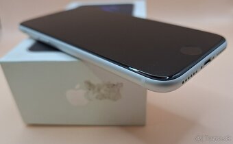 Apple iPhone SE 2020 128GB - 3