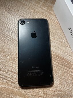 iPhone 7 - 3