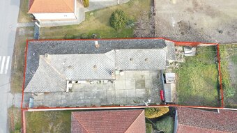 4 IZBOVÝ RODINNÝ DOM V STREDE OBCE, ČIASTOČNÁ REKONŠTRUKCIA - 3