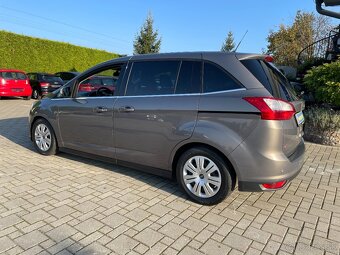 Grand C-MAX 1.6 Benzín 7-Miestne - 3