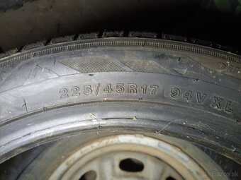Zimná 225/45 R17 zetex - 3
