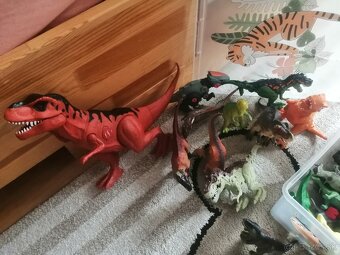 Dinosauri - 3